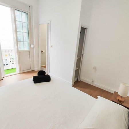 Hostal Airinos De Виго Экстерьер фото