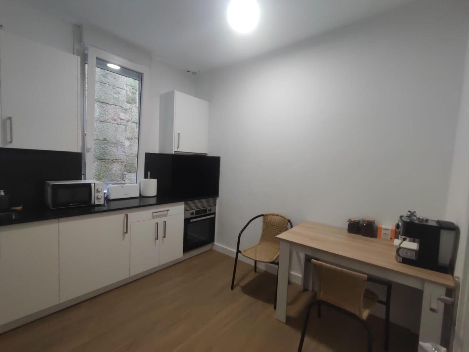 Hostal Airinos De Виго Экстерьер фото
