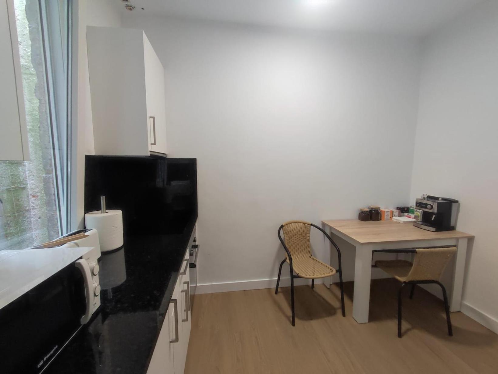Hostal Airinos De Виго Экстерьер фото