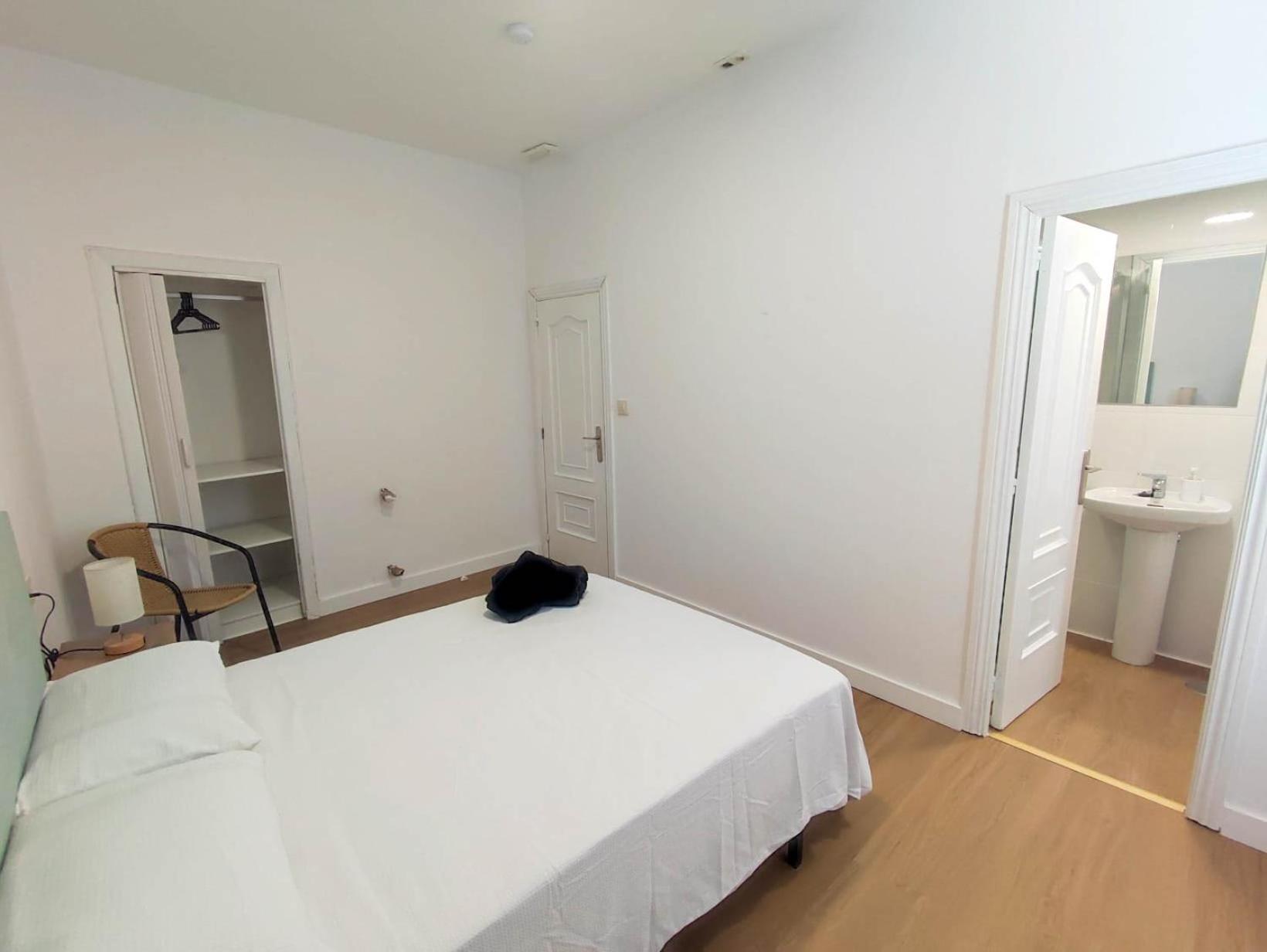 Hostal Airinos De Виго Экстерьер фото