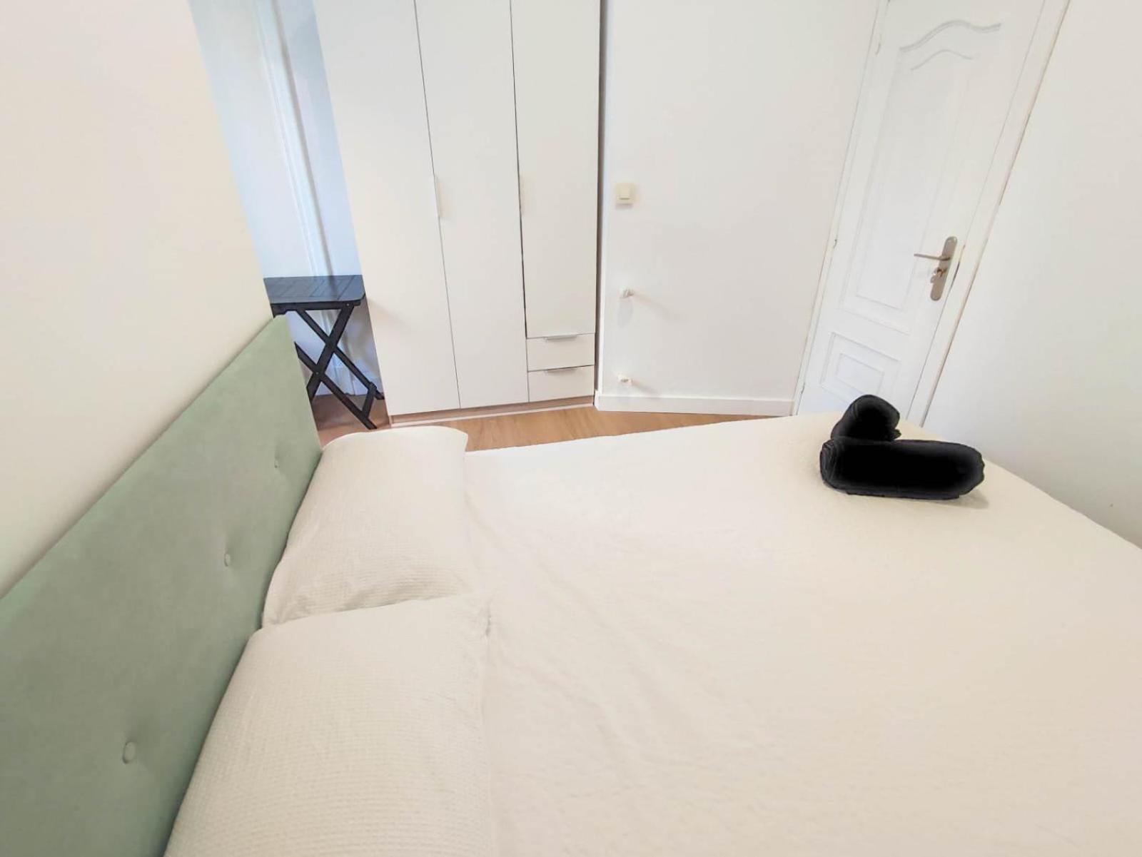 Hostal Airinos De Виго Экстерьер фото